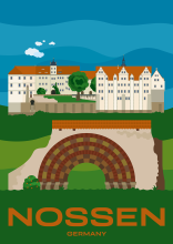 Le portail d'entrée roman de l'abbaye d'Altzella devant le château de Nossen dans la ville de Nossen en Saxe, Allemagne.